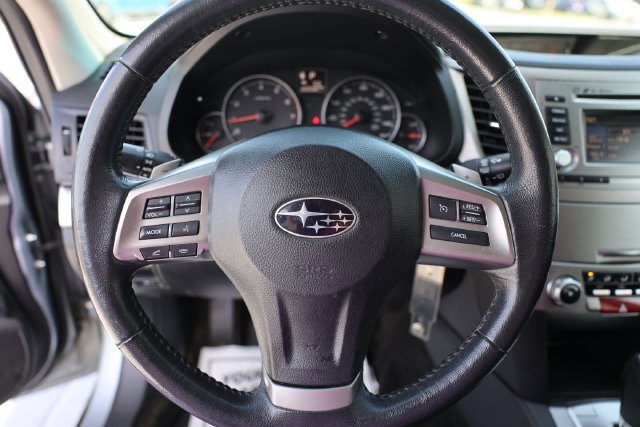 Used 2014 Subaru Outback 2.5i Premium AWD/4WD image 15