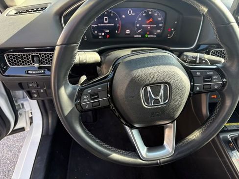 Used 2022 Honda Civic Touring image 15