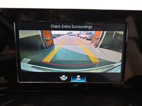 Used 2020 Mercedes-Benz GLB 250 image 20