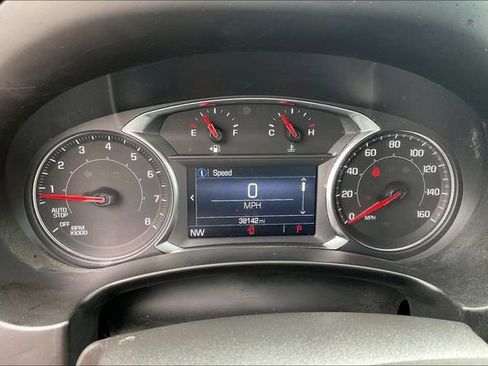 Used 2024 GMC Terrain SLE w/ Driver Convenience Package FWD image 13