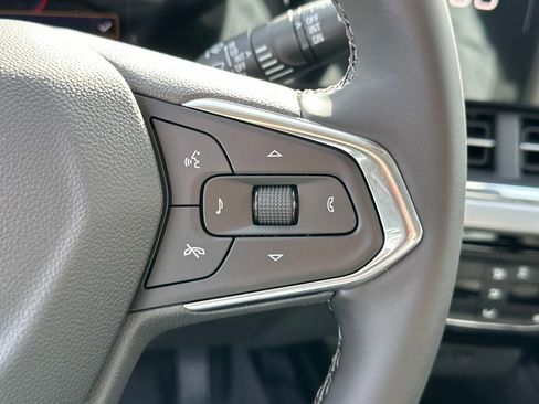 New 2026 Chevrolet Trax LT image 18