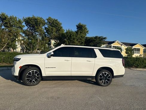Certified 2023 Chevrolet Suburban RST w/ Luxury Package image 4