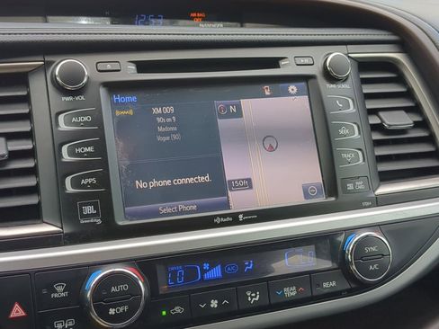 Used 2015 Toyota Highlander Limited image 15