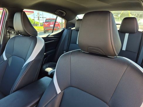 Used 2025 Toyota Camry SE FWD image 28