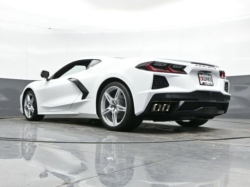 Used 2022 Chevrolet Corvette Stingray Coupe w/ 1LT RWD image 47