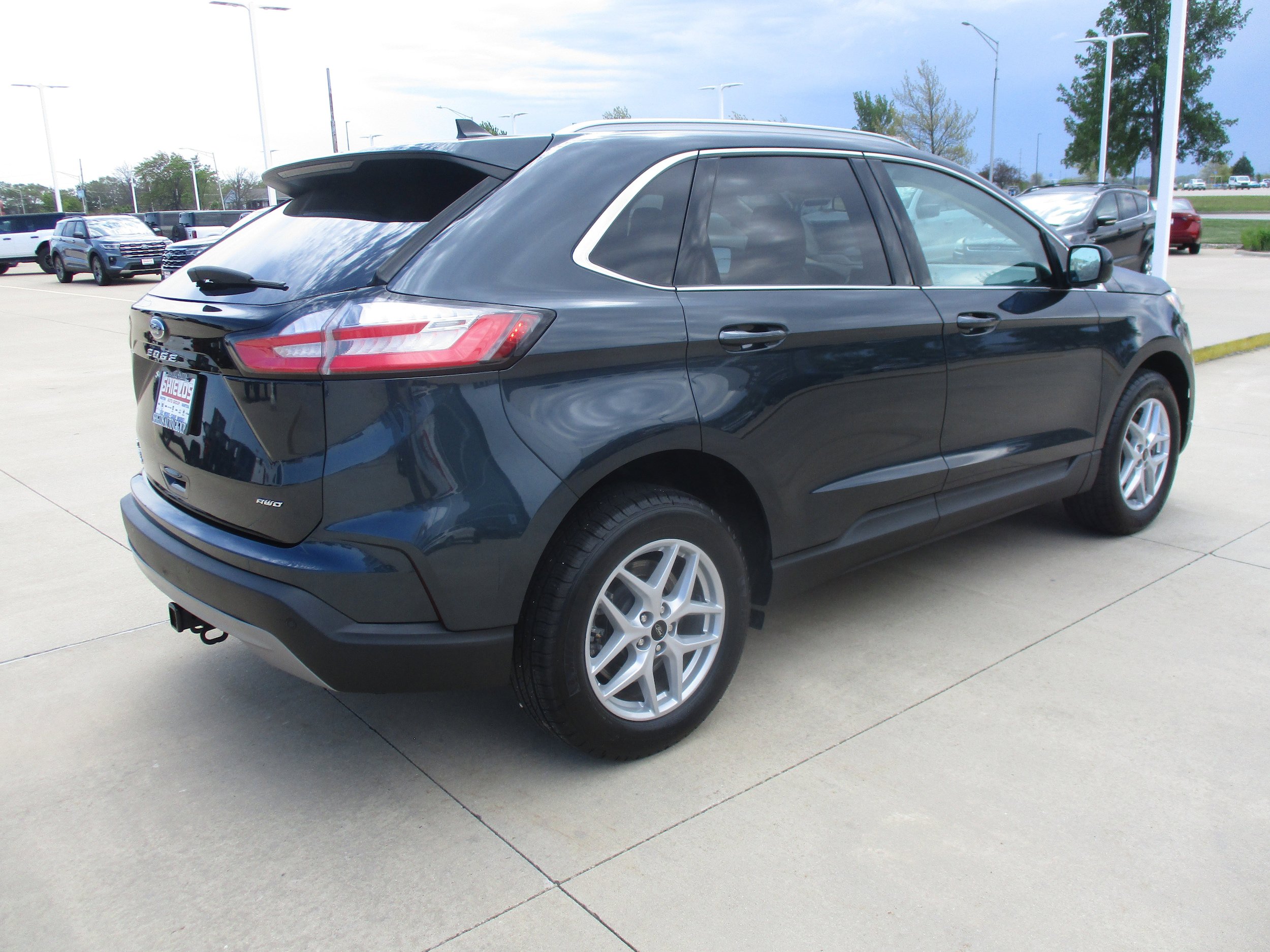 Used 2024 Ford Edge SEL w/ Convenience Package AWD/4WD image 8