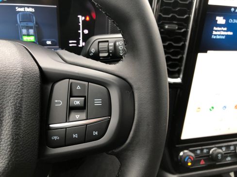 New 2025 Ford Ranger XLT w/ Equipment Group 301A High image 17