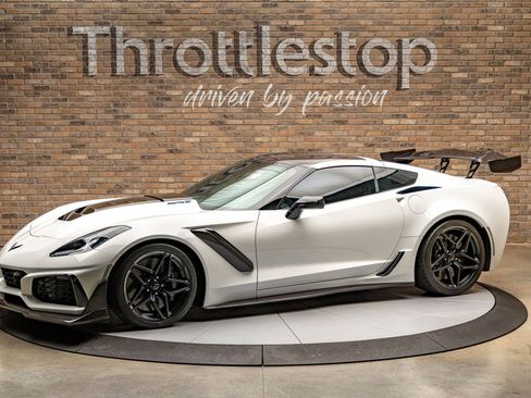 Used 2019 Chevrolet Corvette ZR1 image 1