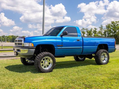 Used 2000 Dodge Ram 2500 Truck 4x4 Regular Cab image 11