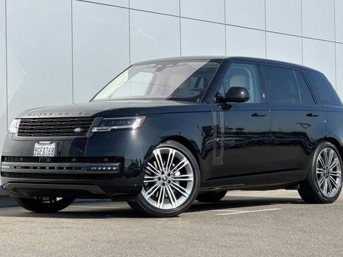 Used 2023 Land Rover Range Rover Long Wheelbase SE AWD/4WD image 1