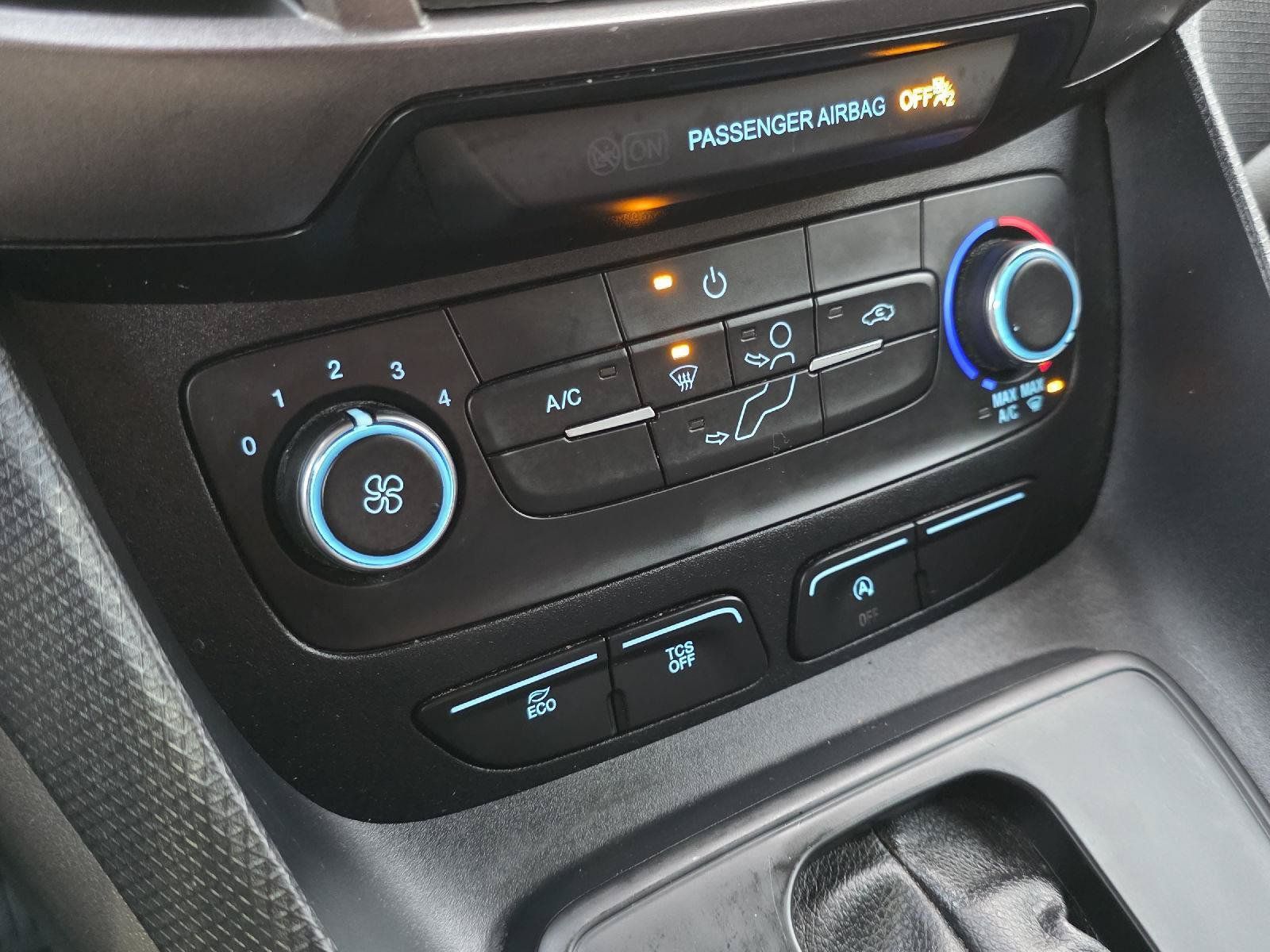 Used 2016 Ford Transit Connect XL FWD image 15