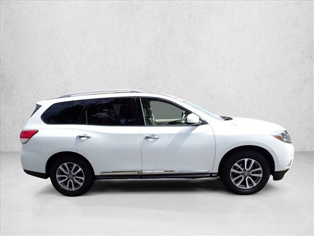 Used 2014 Nissan Pathfinder SL w/ SL Premium Package AWD/4WD image 5