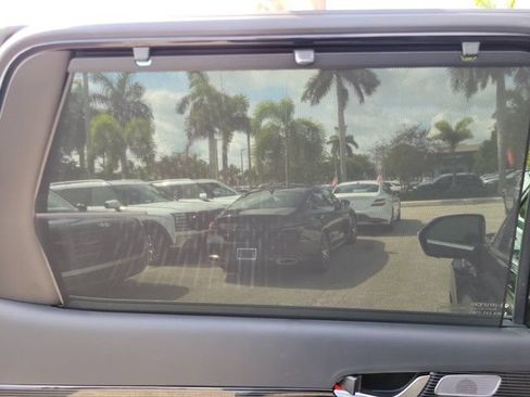 Used 2024 Hyundai Palisade Calligraphy AWD/4WD image 11