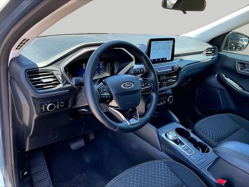 Used 2024 Ford Escape Active w/ Cold Weather Package FWD image 18
