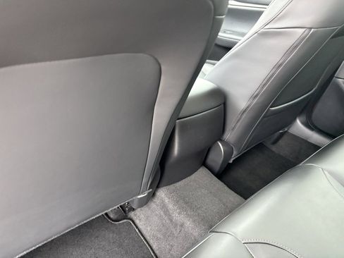 Used 2023 MAZDA MAZDA3 s image 20