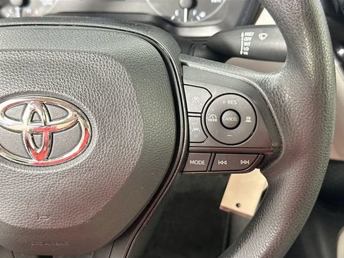 Used 2024 Toyota Corolla LE FWD image 20