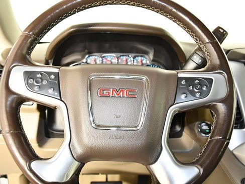 Used 2019 GMC Yukon SLT w/ Open Road Package AWD/4WD image 20