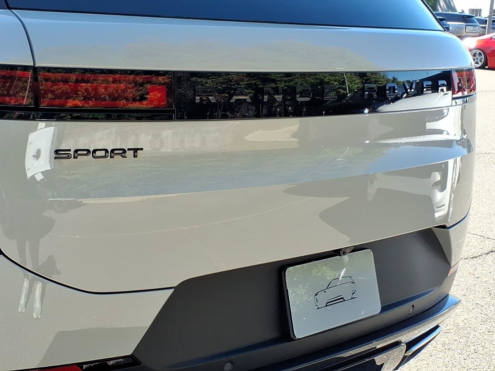 New 2027 Land Rover Range Rover Sport SE AWD/4WD image 19