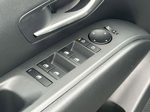 New 2026 Hyundai Tucson Blue SE image 16