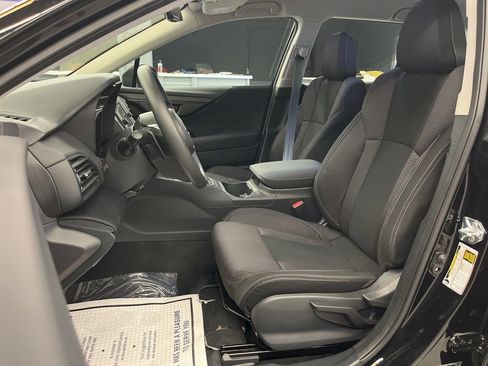 Used 2025 Subaru Outback w/ Popular Package #1A image 11