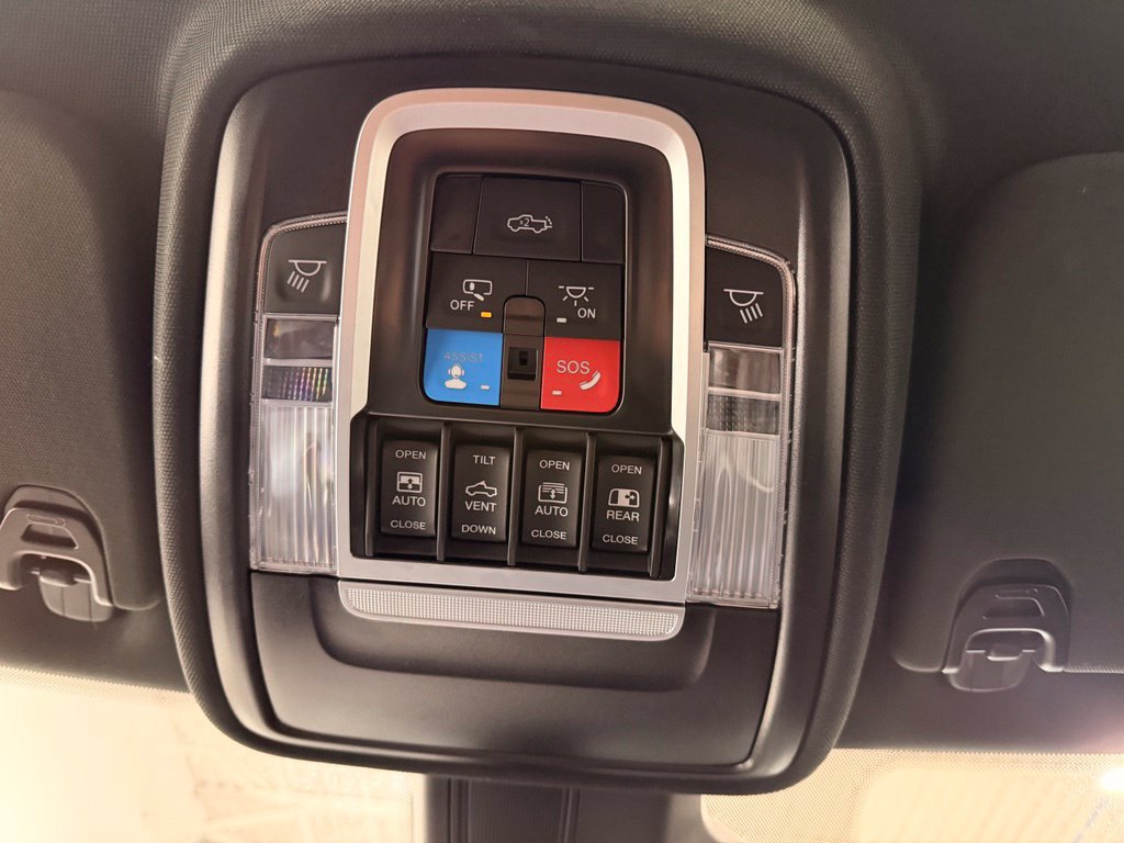 Used 2025 RAM 1500 Laramie w/ Sport Appearance Package AWD/4WD image 47