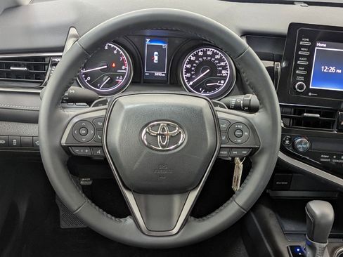 Used 2023 Toyota Camry SE image 24