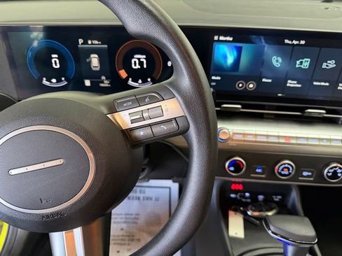 Certified 2024 Hyundai Kona SE AWD/4WD image 21