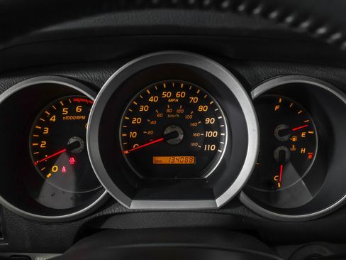 Used 2006 Toyota 4Runner Limited image 28