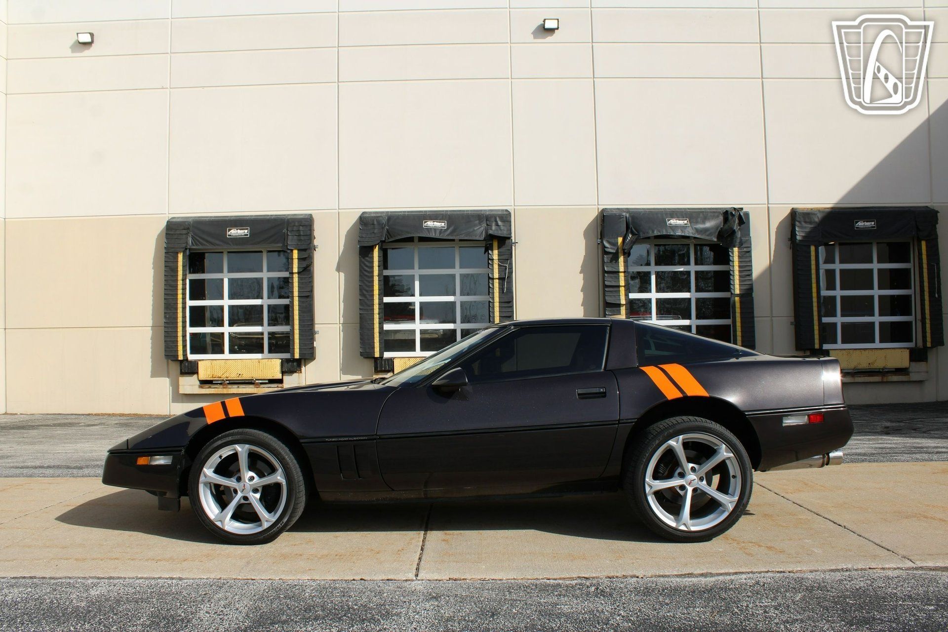 Used 1988 Chevrolet Corvette Coupe RWD image 18