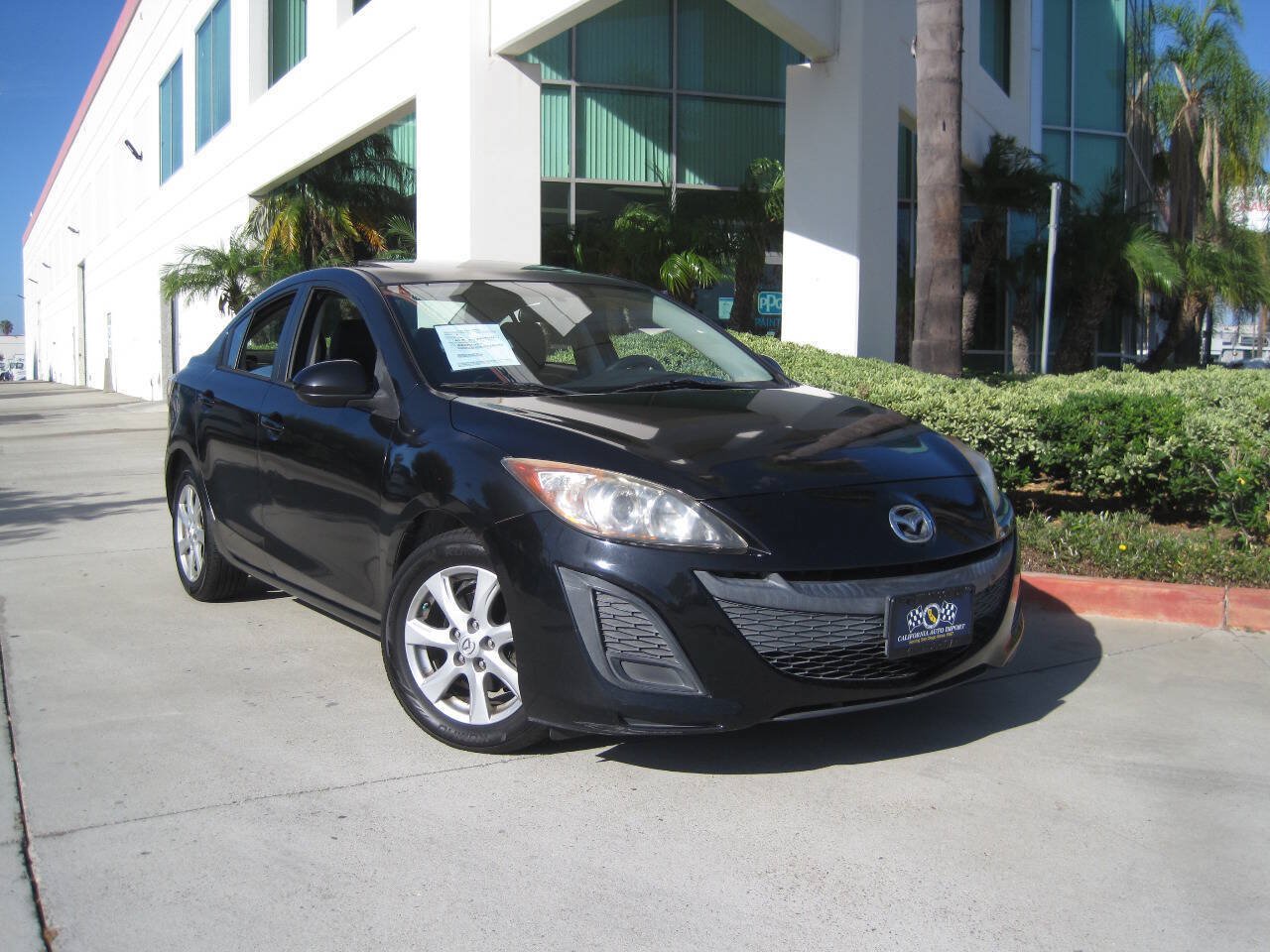 Used 2011 MAZDA MAZDA3 i Touring FWD image 9
