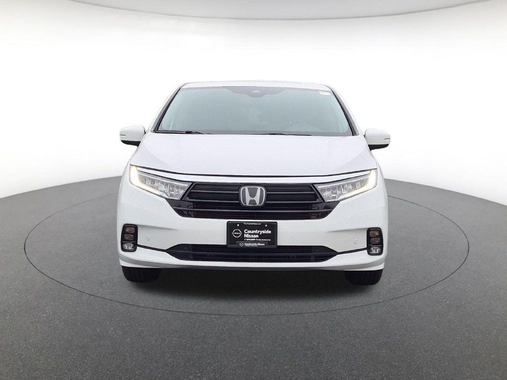 Used 2024 Honda Odyssey Touring image 2