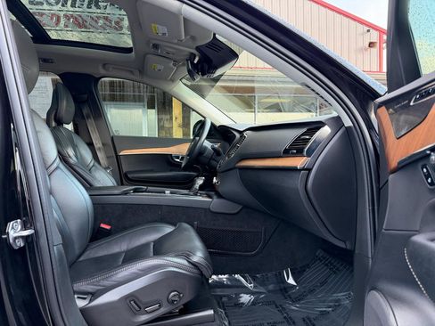 Used 2020 Volvo XC90 T6 Inscription w/ Protection Package Premier image 27