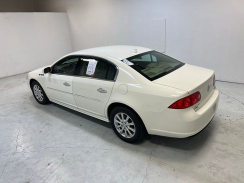 Used 2011 Buick Lucerne CX image 4