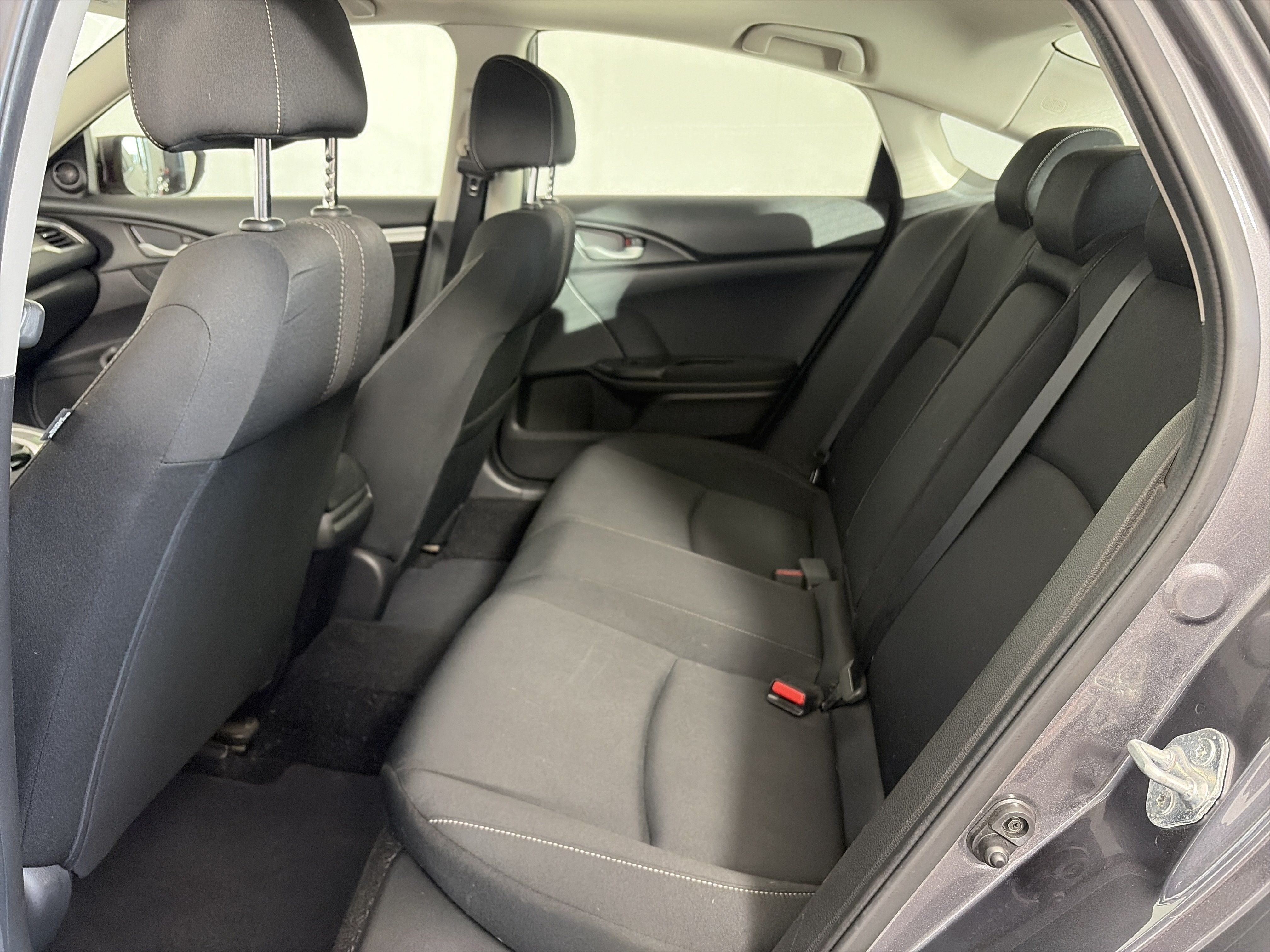 Used 2018 Honda Civic EX-T image 8