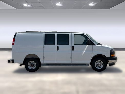 Certified 2025 GMC Savana 2500 w/ Driver Convenience Package RWD image 8