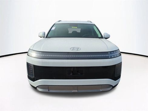 New 2026 Hyundai Ioniq 9 SEL image 3