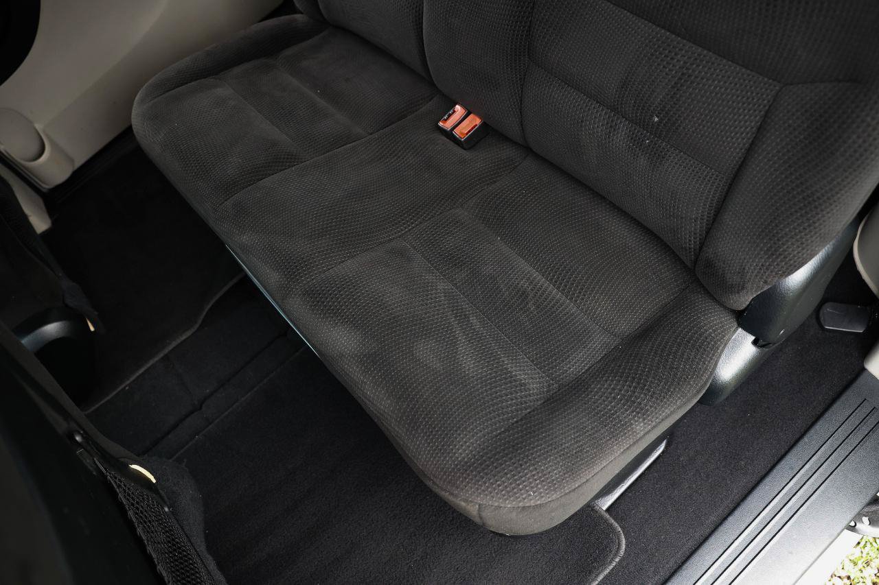 Used 2017 Dodge Grand Caravan SE w/ Power Window Group FWD image 10