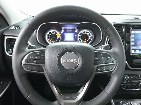 Used 2022 Jeep Cherokee Limited image 15