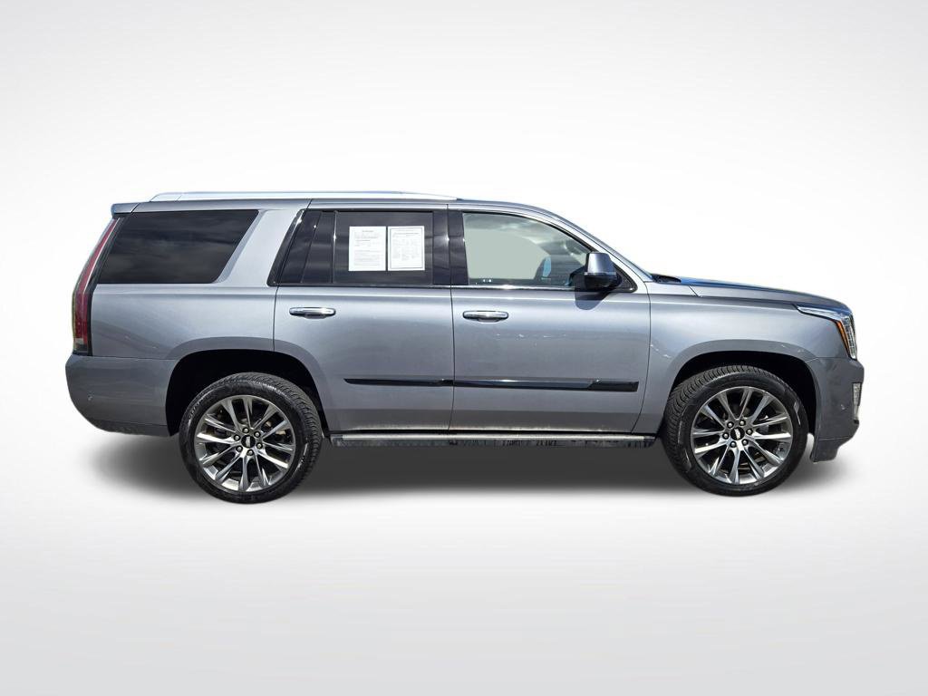 Used 2020 Cadillac Escalade Platinum w/ Escalade Sport Edition AWD/4WD image 2
