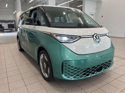 New 2025 Volkswagen ID. Buzz Pro S Plus