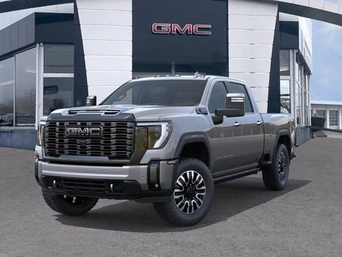 New 2026 GMC Sierra 3500 Denali Ultimate AWD/4WD image 6