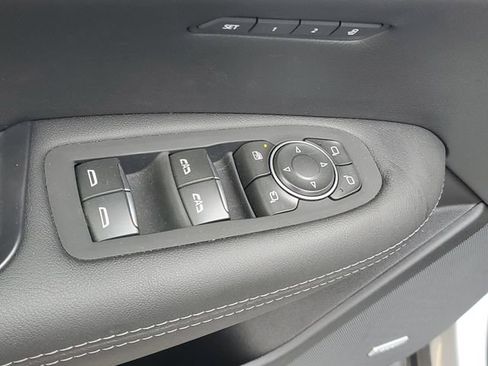 Certified 2025 Cadillac XT5 Premium Luxury w/ LPO, Floor Liner Package AWD/4WD image 12