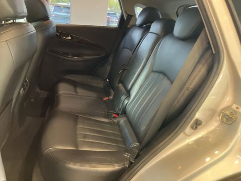 Used 2010 INFINITI EX35 Journey image 23