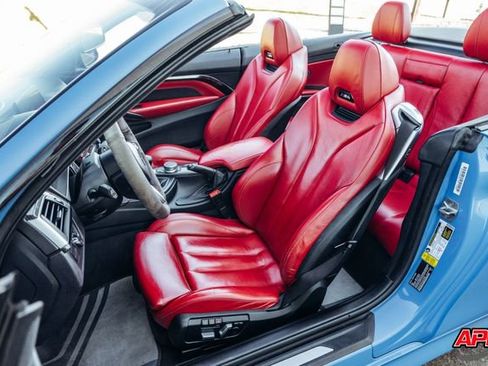 Used 2018 BMW M4 Convertible w/ Competition Package image 4