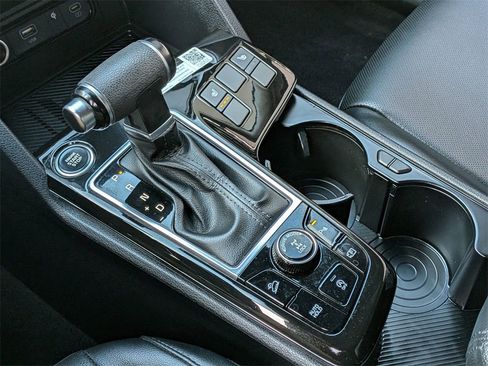 Certified 2023 Kia Sportage X-Line image 16