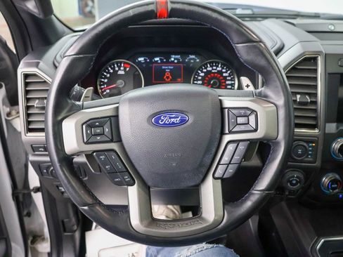 Used 2019 Ford F150 Raptor w/ Equipment Group 802A Luxury AWD/4WD image 18