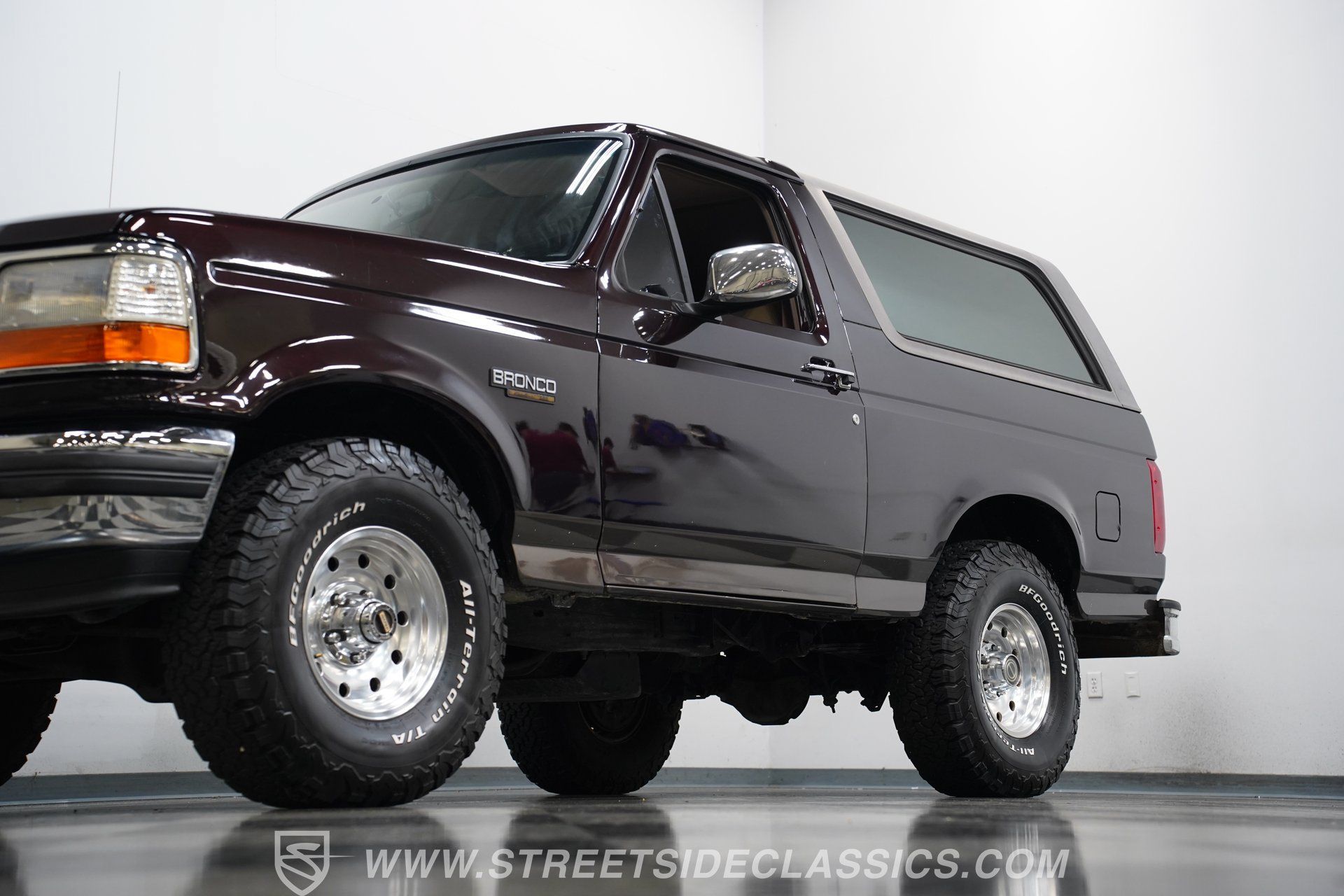 Used 1996 Ford Bronco Eddie Bauer AWD/4WD image 21