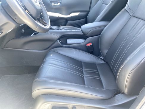 Used 2024 Honda HR-V EX-L image 17