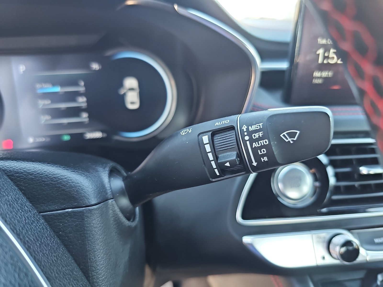 Used 2023 Genesis G70 3.3T w/ Sport Prestige Package RWD image 19