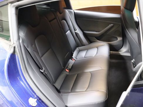 Used 2023 Tesla Model 3 Standard Range image 69